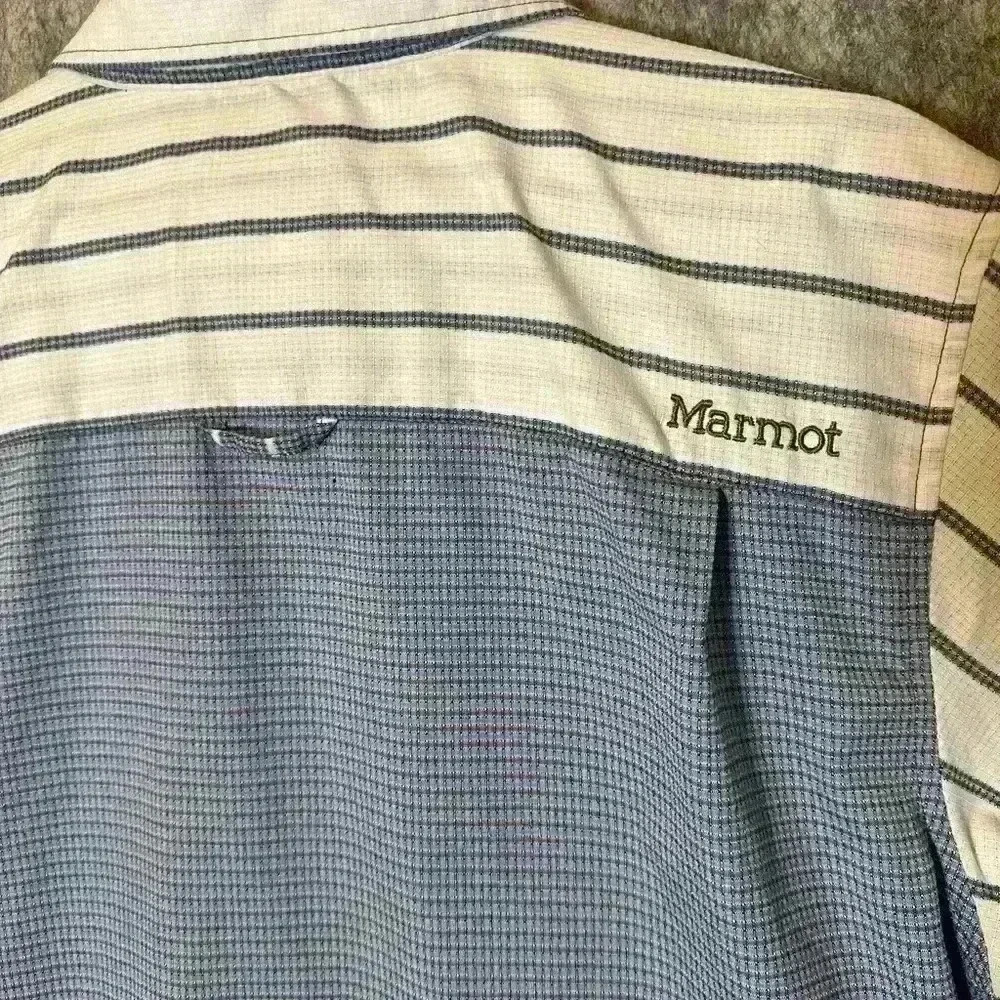 Marmot Syrocco Short Sleeve Pocket Button Down - Medium - Picture 6 of 9